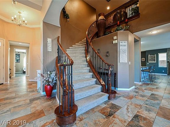 5th image of 7501 Royal Crystal St