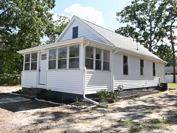 727 Huntington Avenue, Pine Beach, NJ 08741
