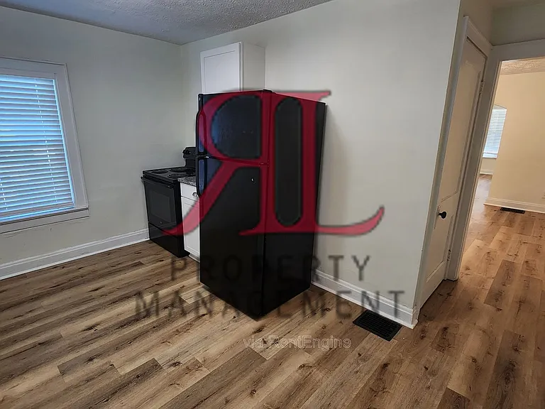 663 Ann St — Photo 13