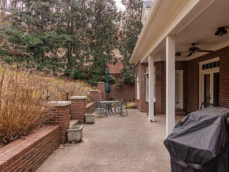 710 Ashley Run — Photo 37