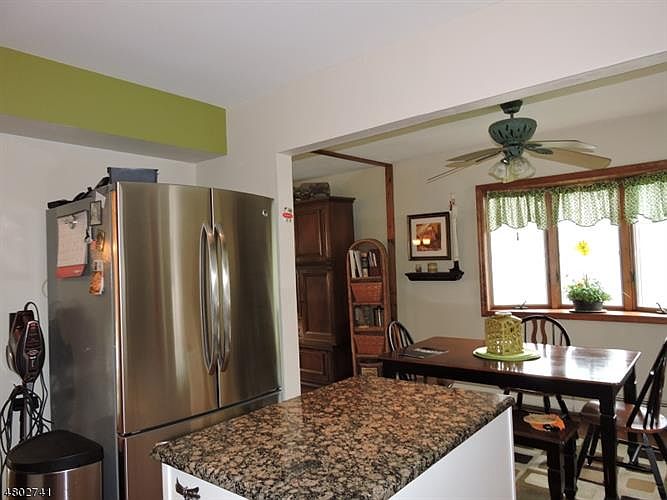 1st image of 10 Gilbert Dr