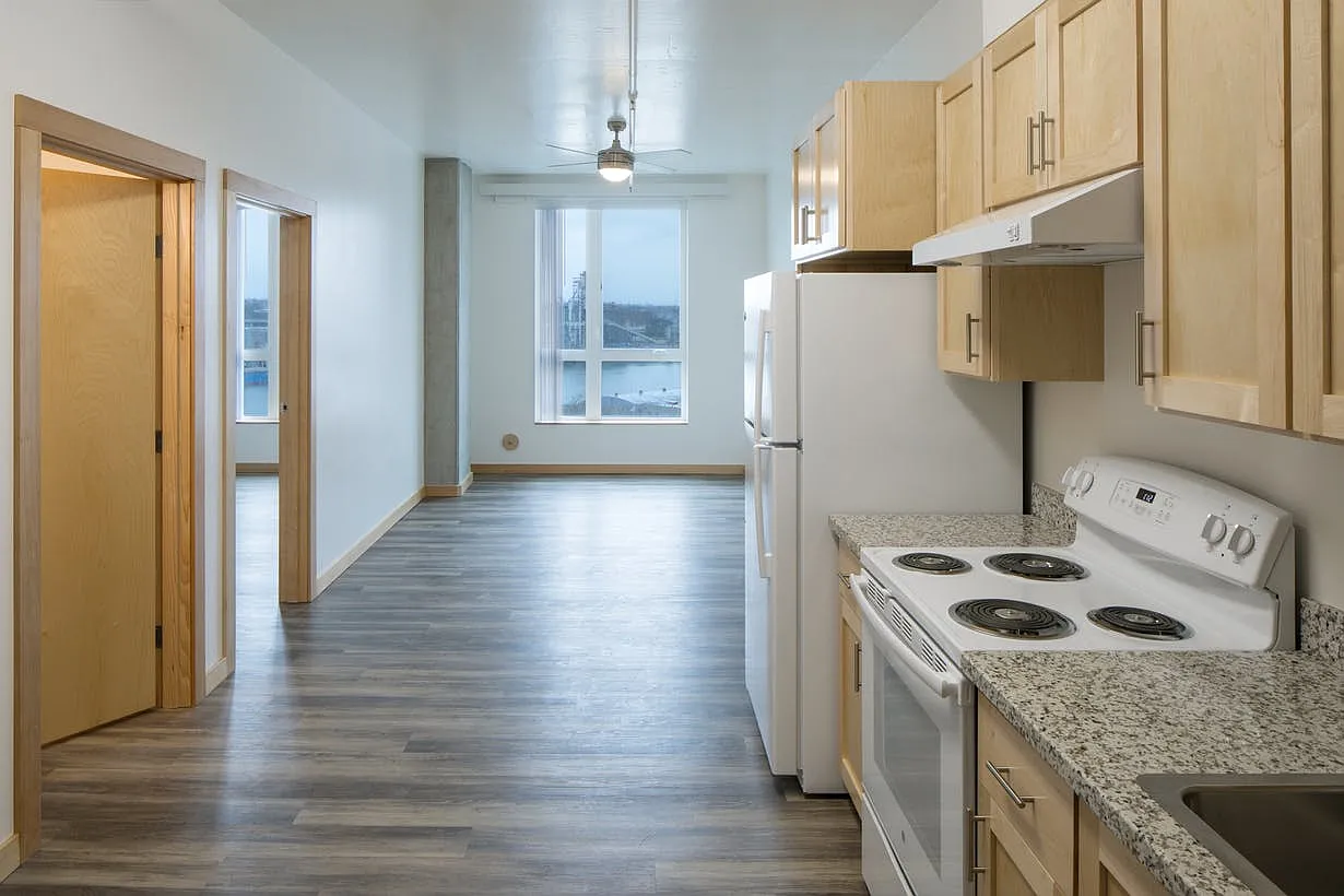 Vibrant Apartments — Photo 3