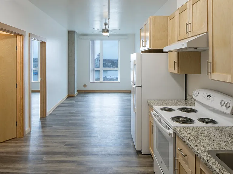 Vibrant Apartments — Photo 3