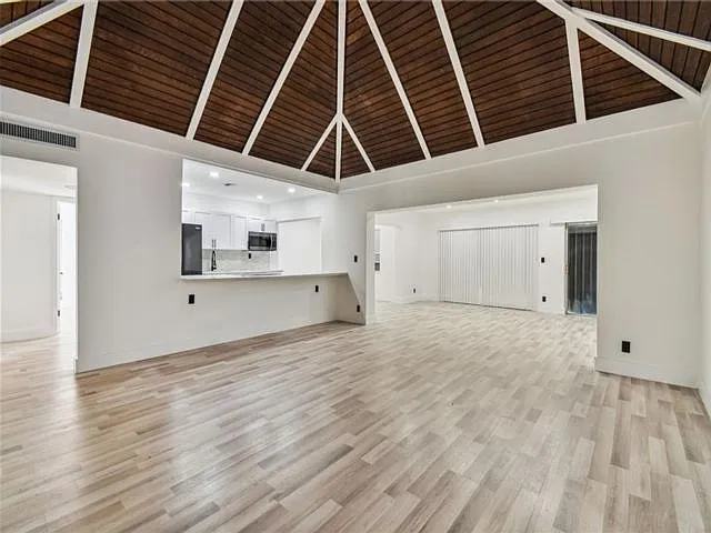 5704 S Travelers Palm Ln — Photo 18