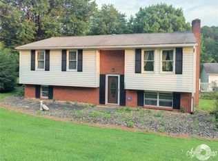 137 Swamp Run Rd, Butler, PA 16001