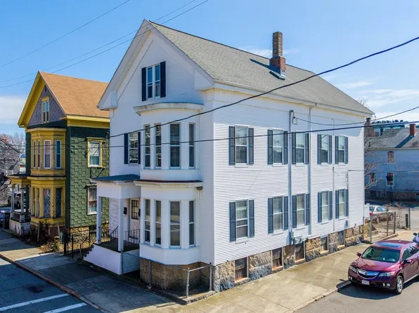 18 Bedford St, New Bedford, MA 02740