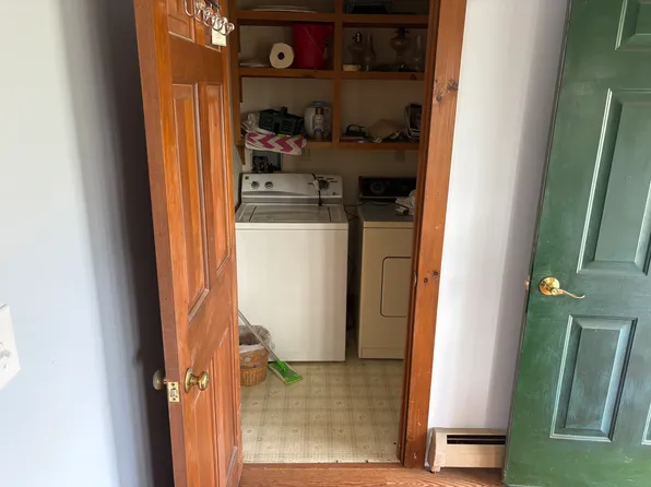 386 Day Rd, Sharon, VT 05065