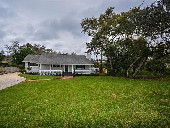2nd image of 1106 Misty Ln