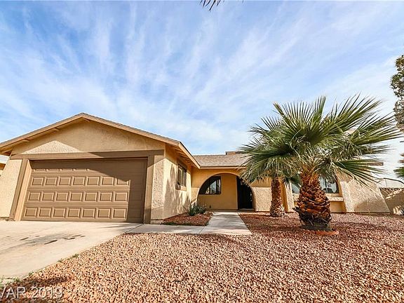 3rd image of 6200 Sir Lancelot Cir