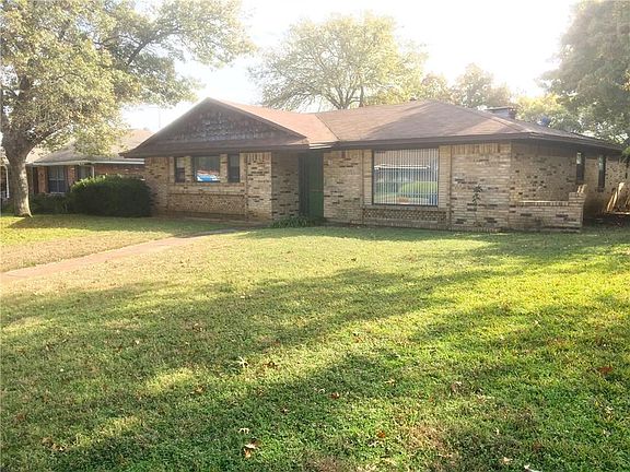 2nd image of 2226 Heather Glen Dr