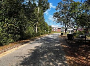 1 Hill St, Defuniak Springs, FL 32435