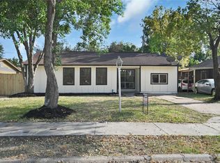5926 Belneath St, Houston, TX 77033