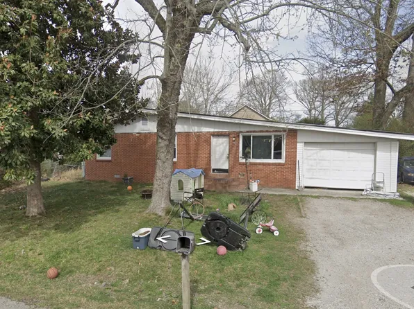 1510 Rogers Cir, Manchester, TN 37355