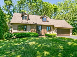 71 Weiland Woods Ln, Rochester, NY 14626