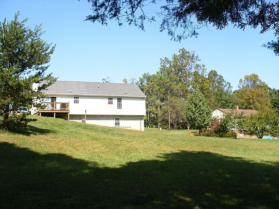 4th image of 112 Mayfield Dr