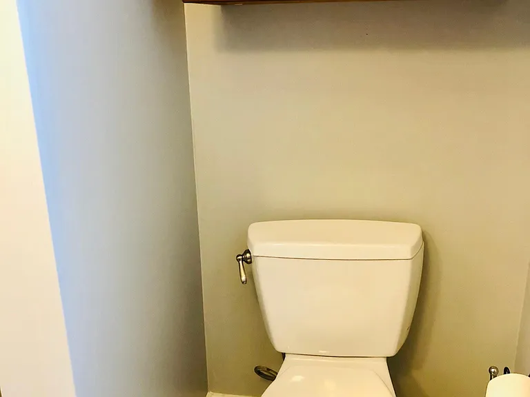 37 Phillips St #1 — Photo 9