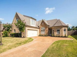 10432 Redmond Dr, Cordova, TN 38016