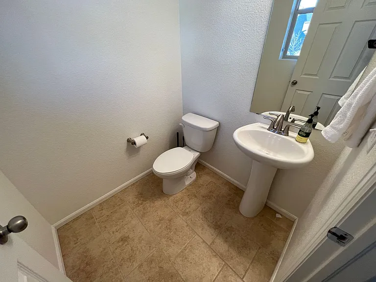 8387 Longleaf Ln — Photo 2