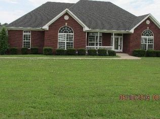 2007 Chris Ct, Pleasant View, TN 37146