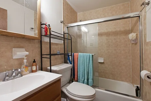 Sold by Skygroup Realty | media 8