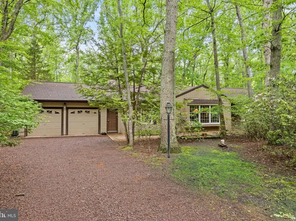 39 Thunderhead Dr, Medford, NJ 08055