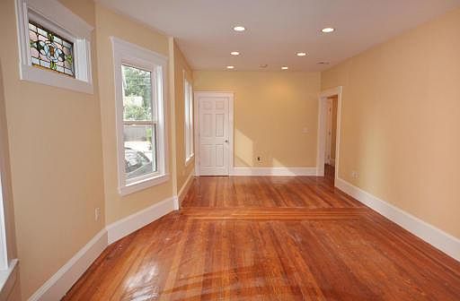 2nd image of 7 Treadway Rd