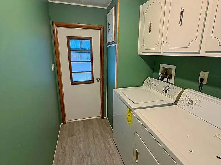 7633 Plumwood Dr — Photo 13