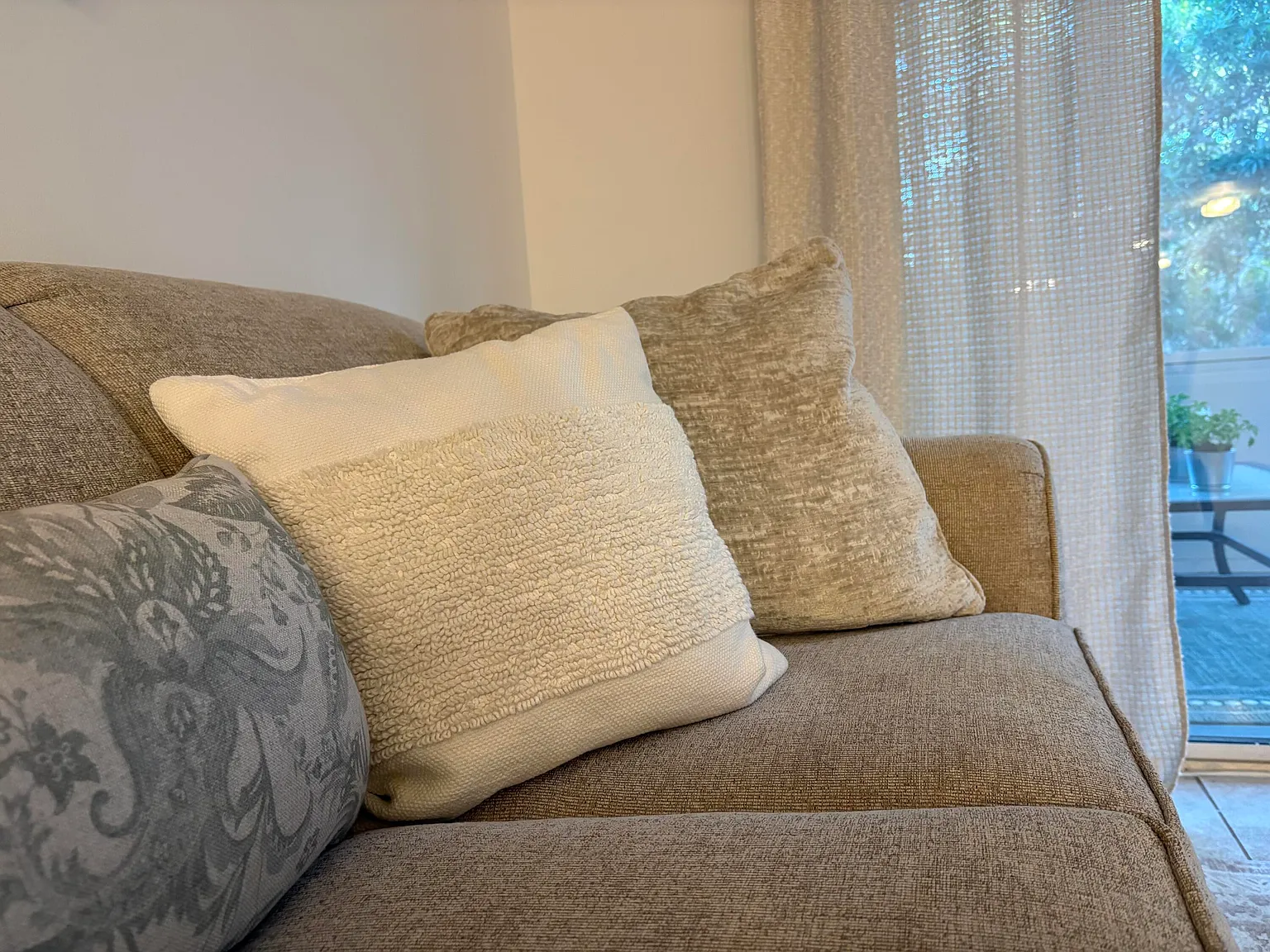 2 bed, 2.0 bath, 960 sqft, $1,650 — Photo 4