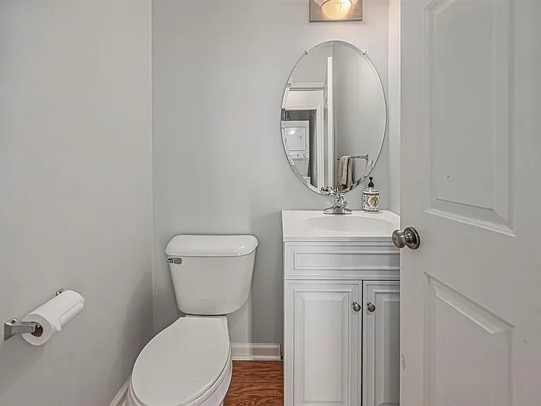 3286 Camden Dr #1 — Photo 13