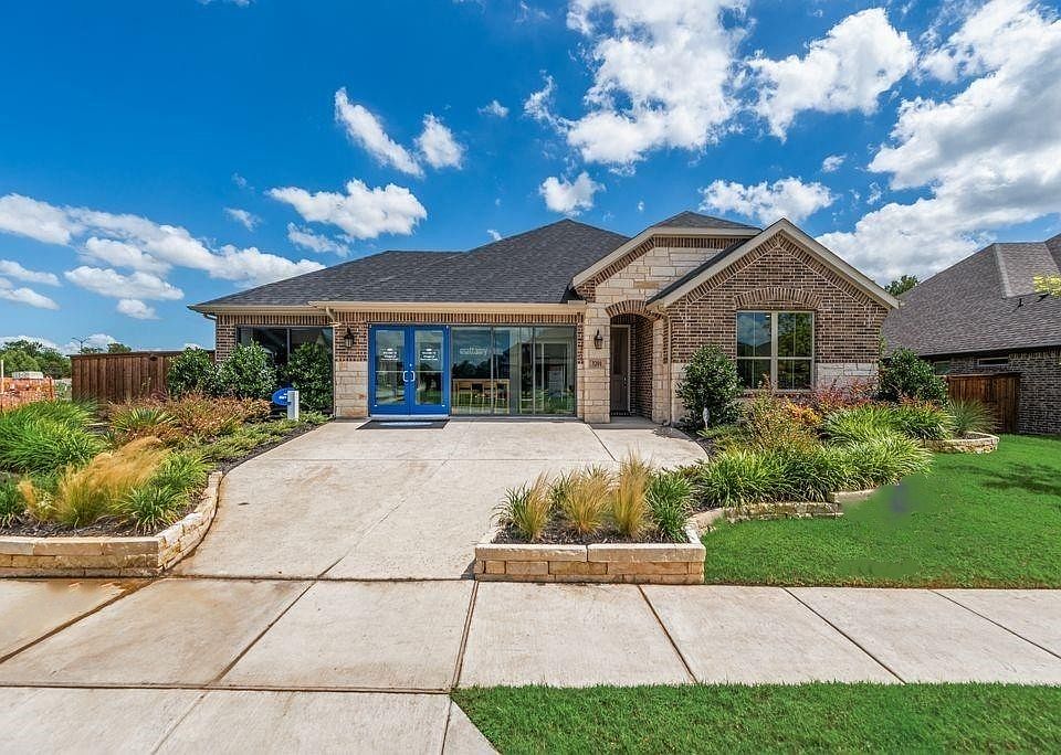 1st image of 3201 Hidden Valley Dr