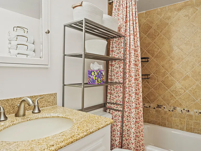 2101 N St NW #T3 — Photo 16