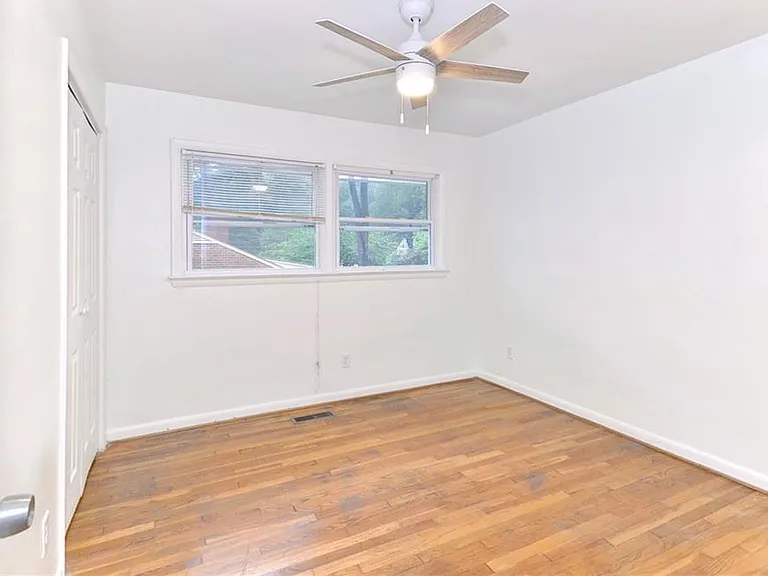 309 Corbin Dr — Photo 12