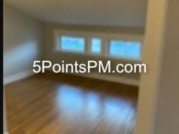 4th image of 9403 Clifton Blvd #3