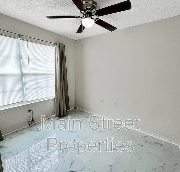 8124 Heirloom Dr — Photo 13
