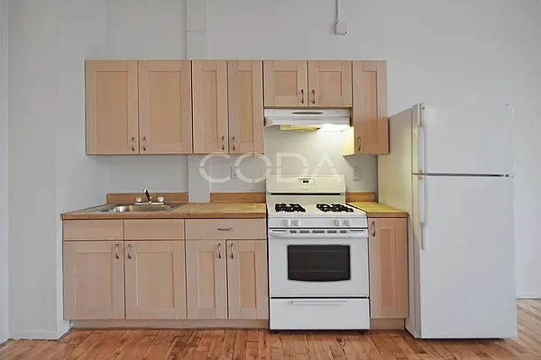 Rented by Coda Real Estate NYC | media 19