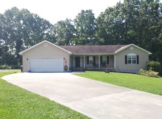 799 Kings Row, Cohutta, GA 30710