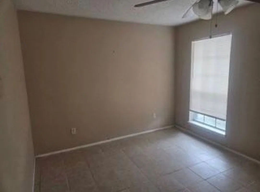 2 bed, 2.0 bath, 1137 sqft, $1,345 — Photo 3