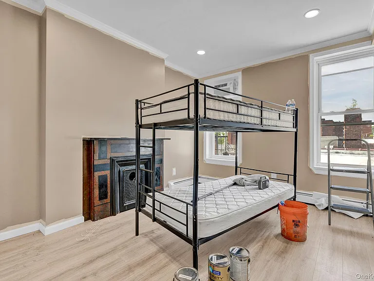85 Main St #3 — Photo 10
