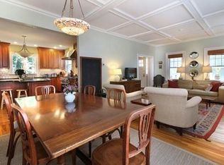 26 Charles St, Melrose, MA 02176