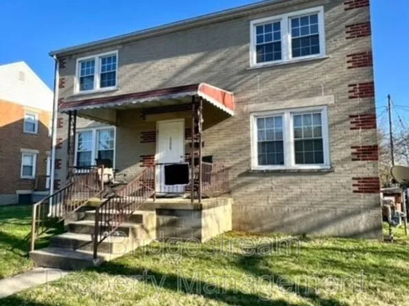 698 Smith Ave, Xenia, OH 45385