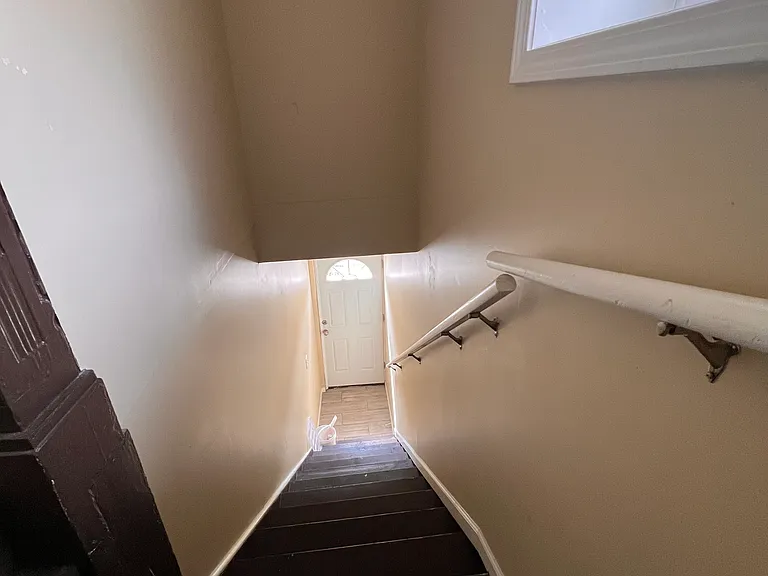 211 S Campbell Ave #2 — Photo 14