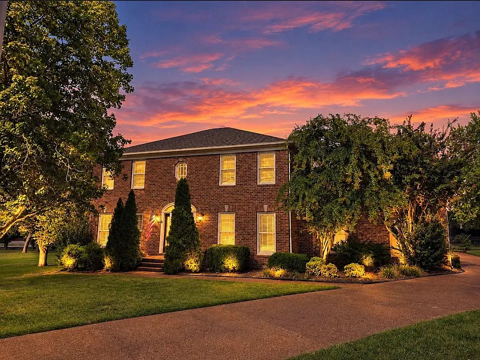 2726 Chatham Ct
