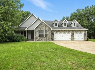 10370 Cynthia Ln, Wheatfield, IN 46392