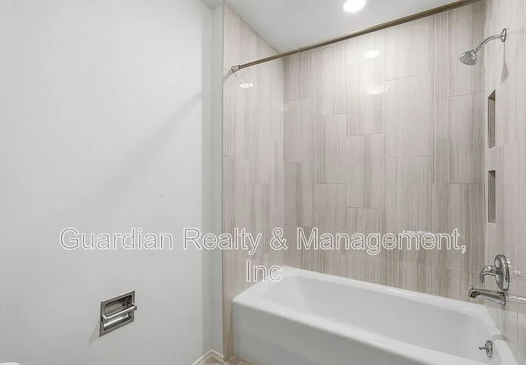 7238 E Joshua Tree Ln — Photo 29