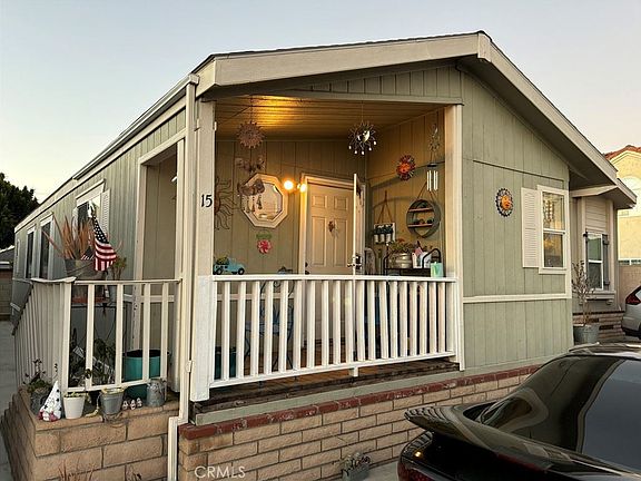 2nd image of 17840 Lakewood Blvd