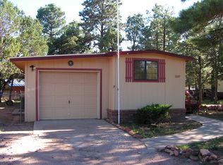 2089 Pinewood Dr, Overgaard, AZ 85933