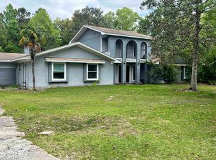 1900 J P White Dr, Silsbee, TX 77656