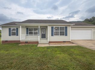 72 Boxer Ln, Rock Spring, GA 30739