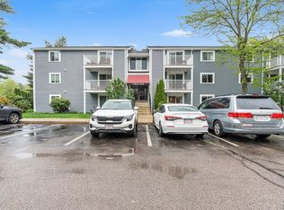 2 Post Oak Ln APT 2, Natick, MA 01760