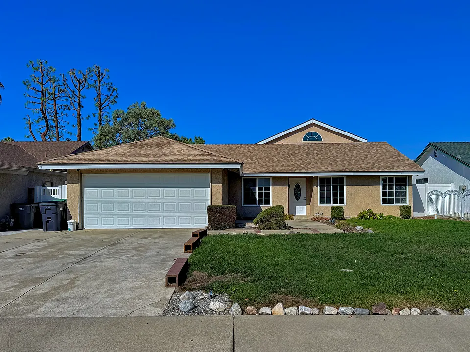 12286 Maxon Ln